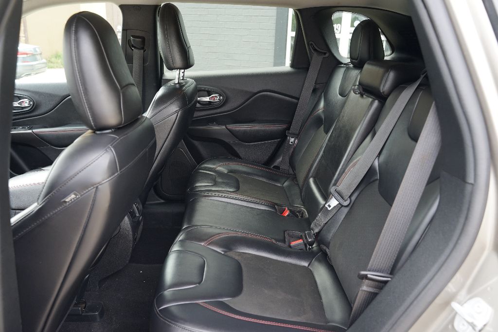 2020 Jeep Cherokee - $14,495