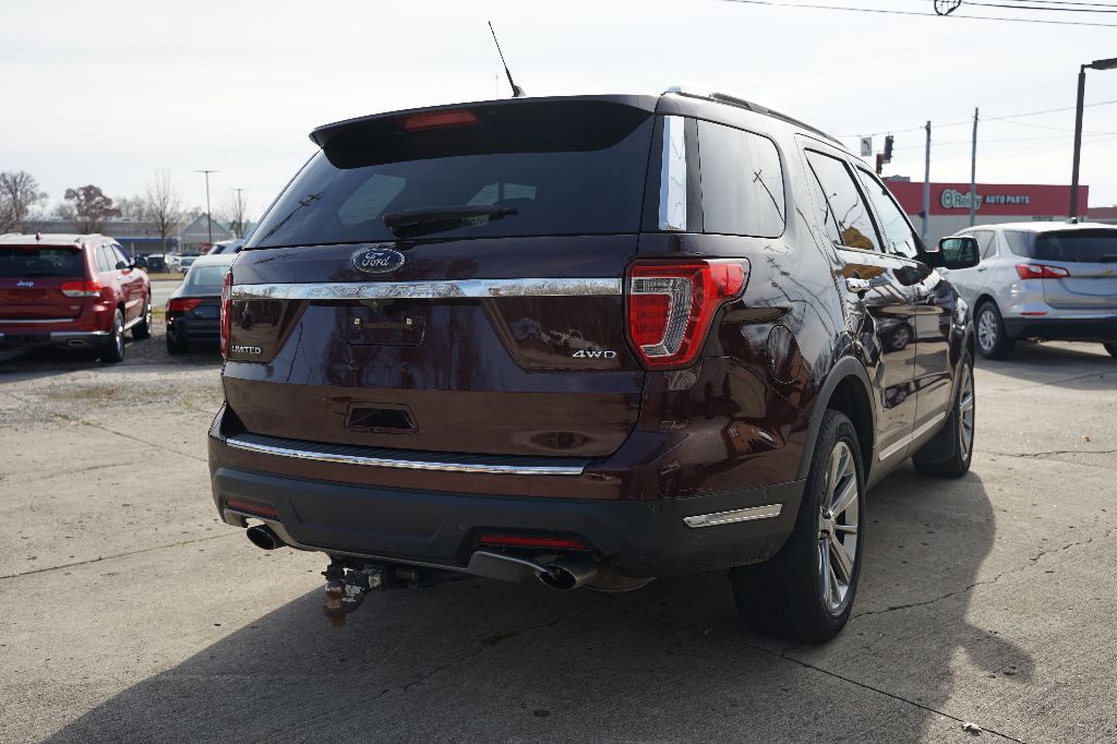 2018 Ford Explorer - $13,995