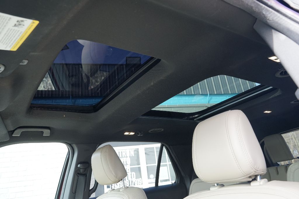 2018 Ford Explorer - $13,995