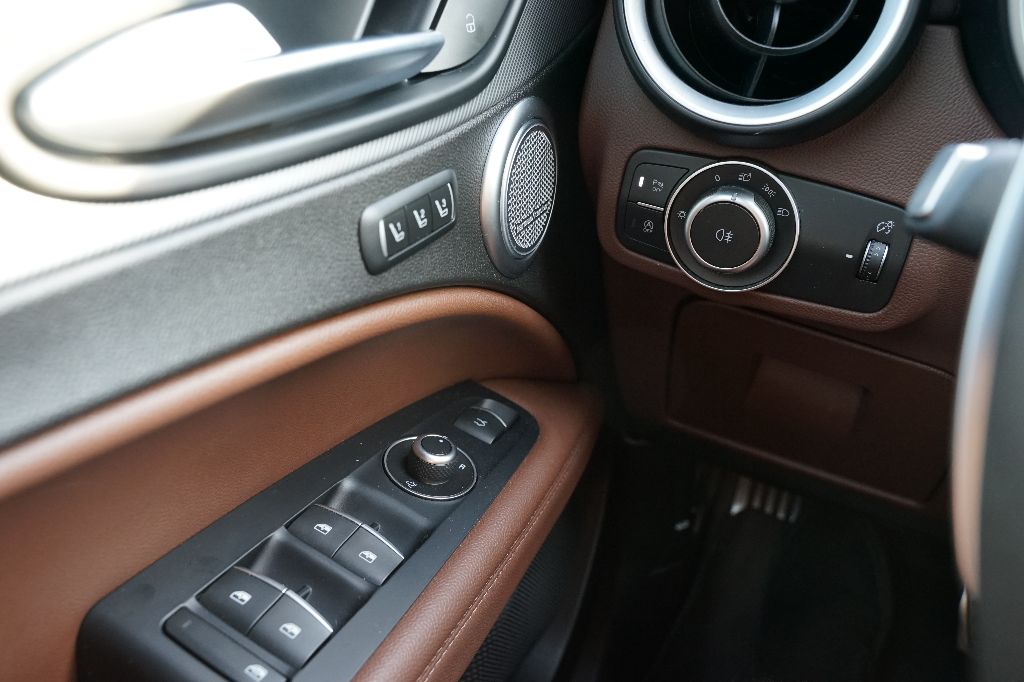 2018 Alfa Romeo Stelvio - $19,495