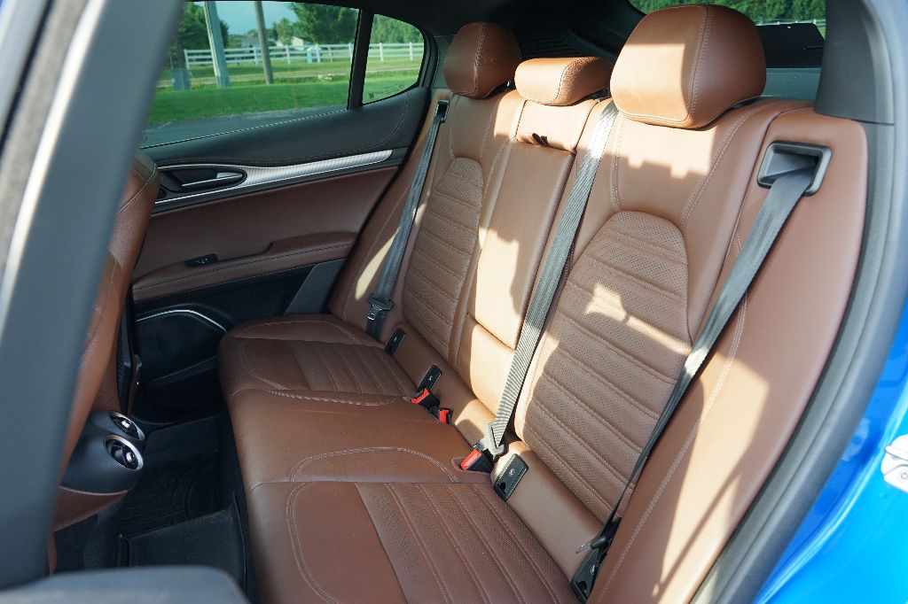2018 Alfa Romeo Stelvio - $19,495