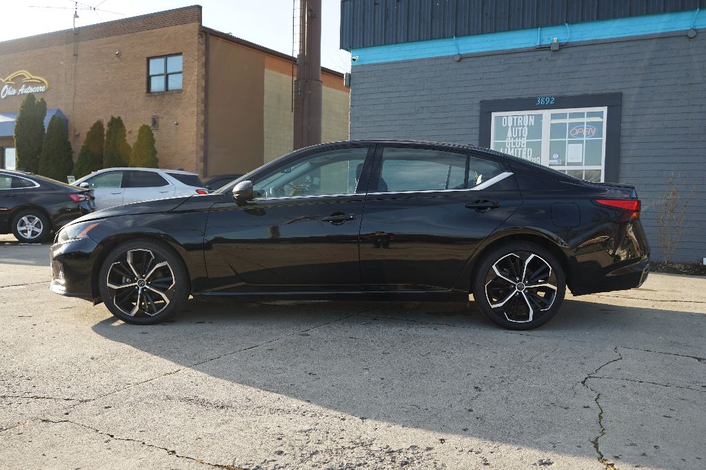 2023 Nissan Altima - $18,495