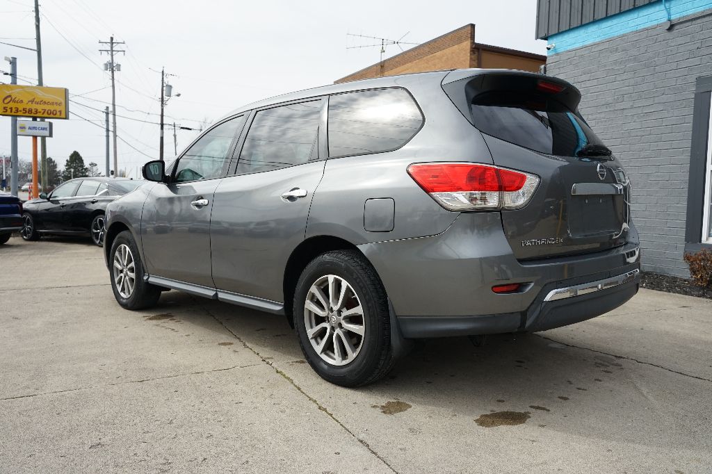 2015 Nissan Pathfinder - $7,995