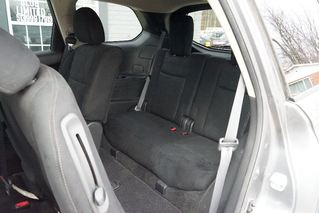 2015 Nissan Pathfinder - $7,995