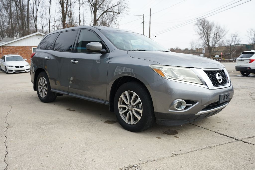2015 Nissan Pathfinder - $7,995