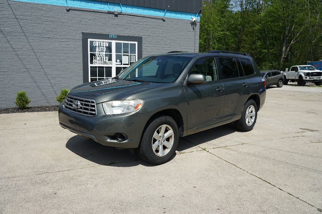 2008 Toyota Highlander - $7,995