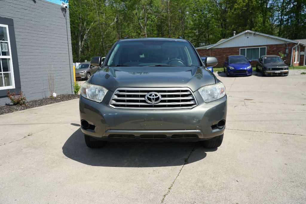 2008 Toyota Highlander - $7,995