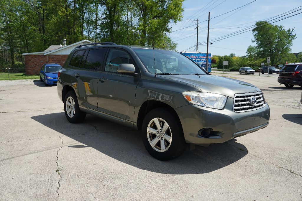 2008 Toyota Highlander - $7,995