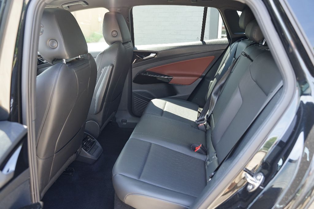 2021 Volkswagen Id.4 - $18,895