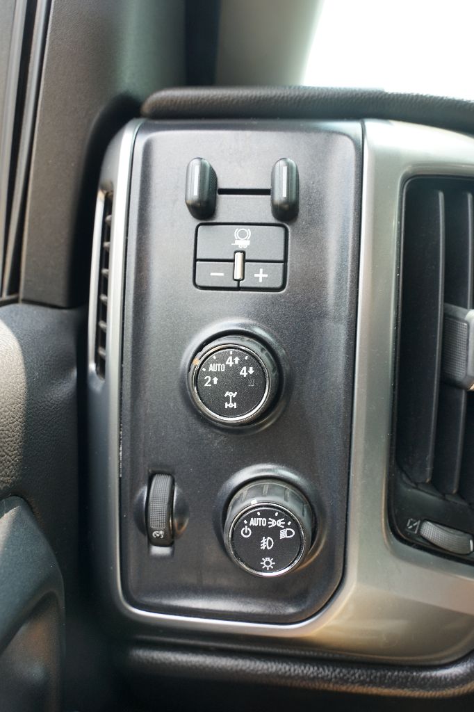 2015 Chevrolet Silverado - $14,495