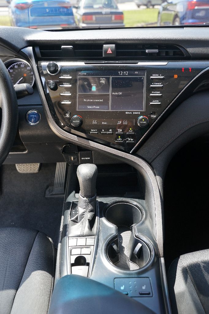 2018 Toyota Camry - $17,995