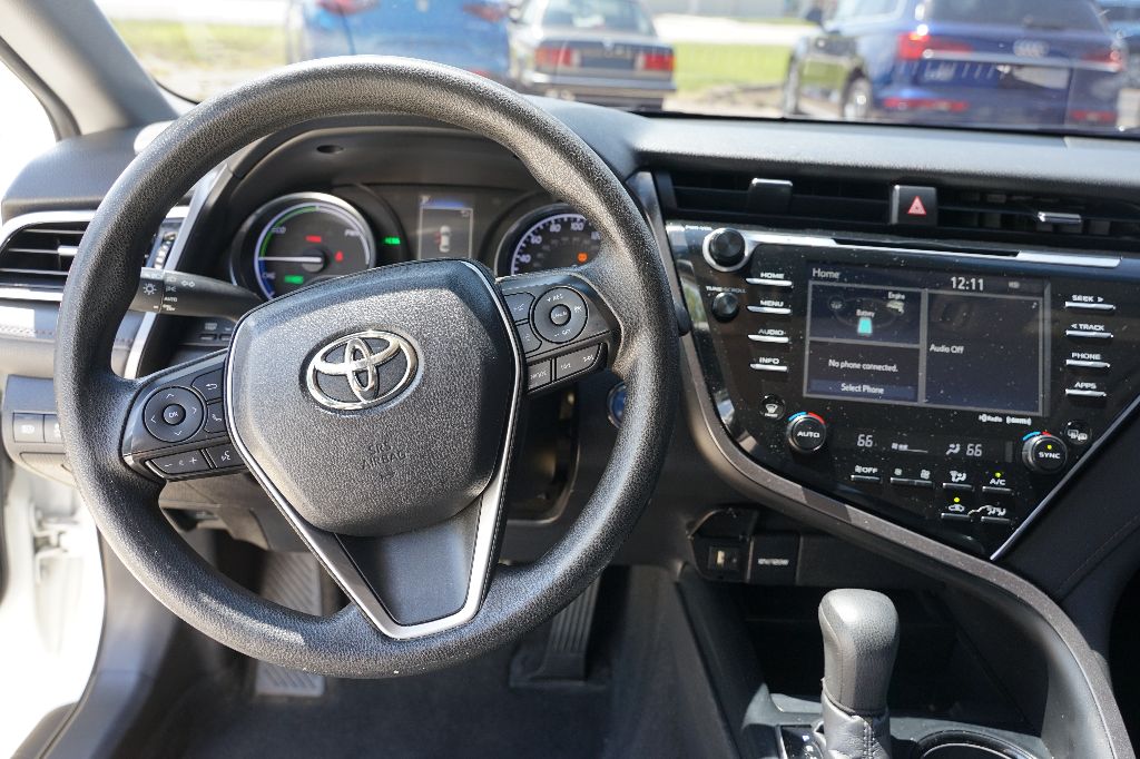 2018 Toyota Camry - $17,995
