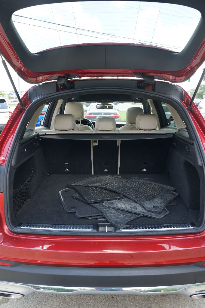 2018 Mercedes-Benz C-Class - $18,995