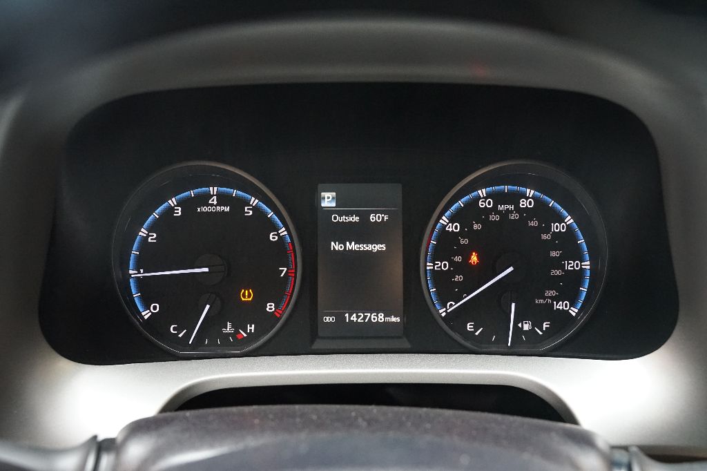 2018 Toyota RAV4 - $14,995
