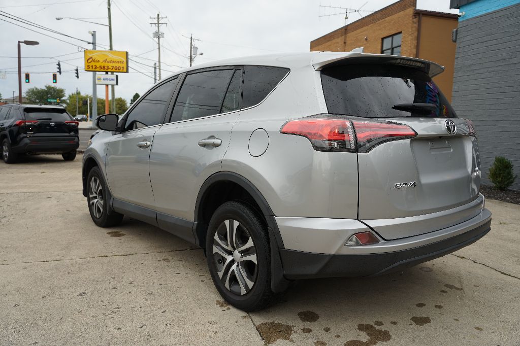 2018 Toyota RAV4 - $14,995