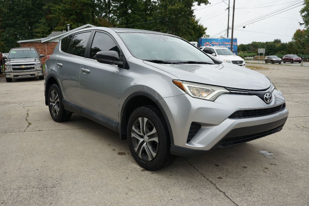 2018 Toyota RAV4 - $14,995