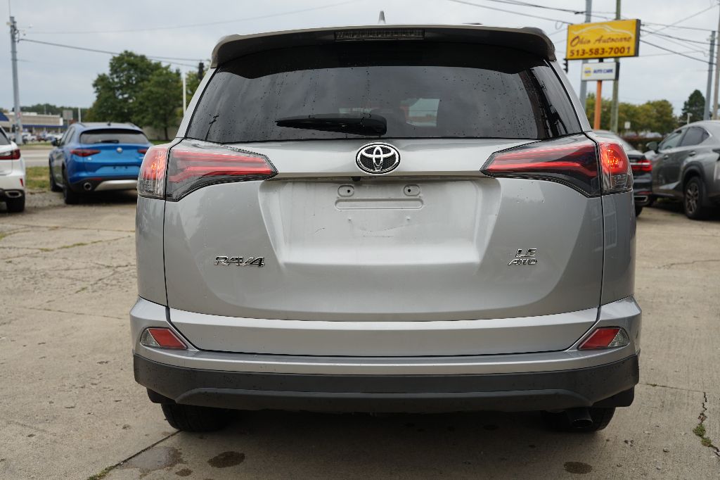 2018 Toyota RAV4 - $14,995