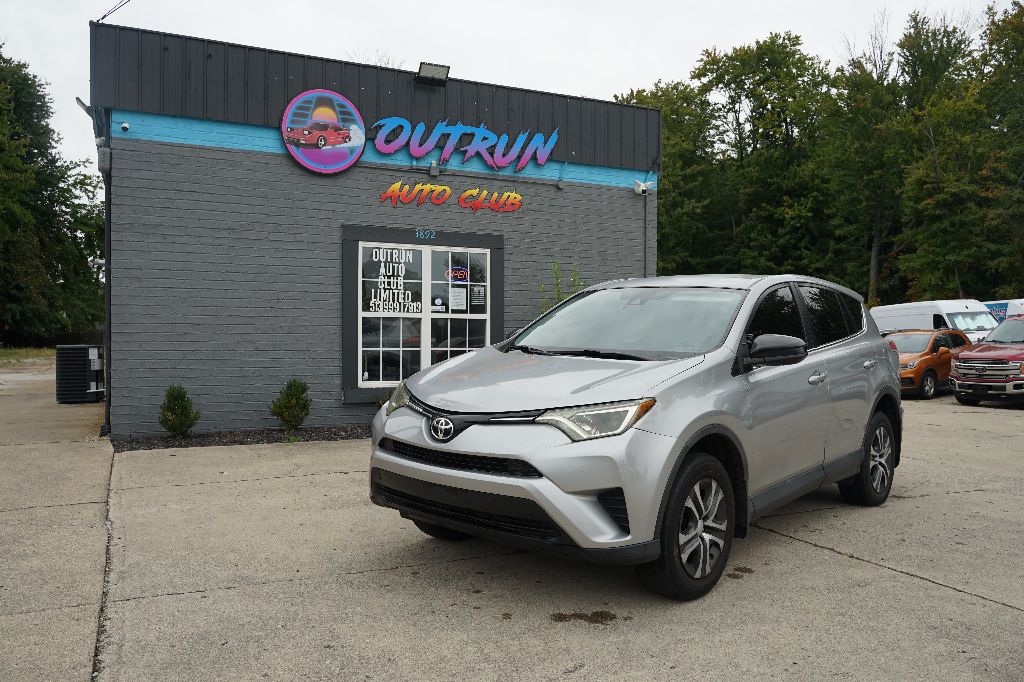 2018 Toyota RAV4 - $14,995