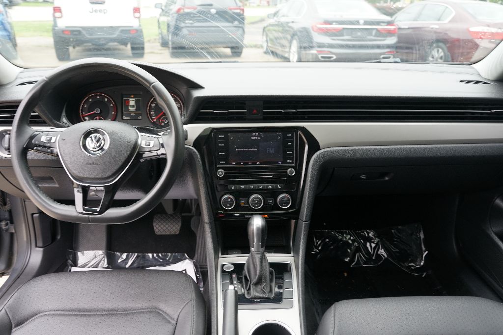 2021 Volkswagen Passat - $13,995