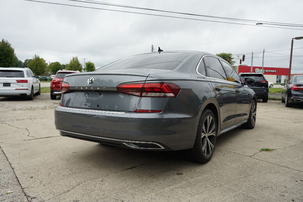 2021 Volkswagen Passat - $13,995