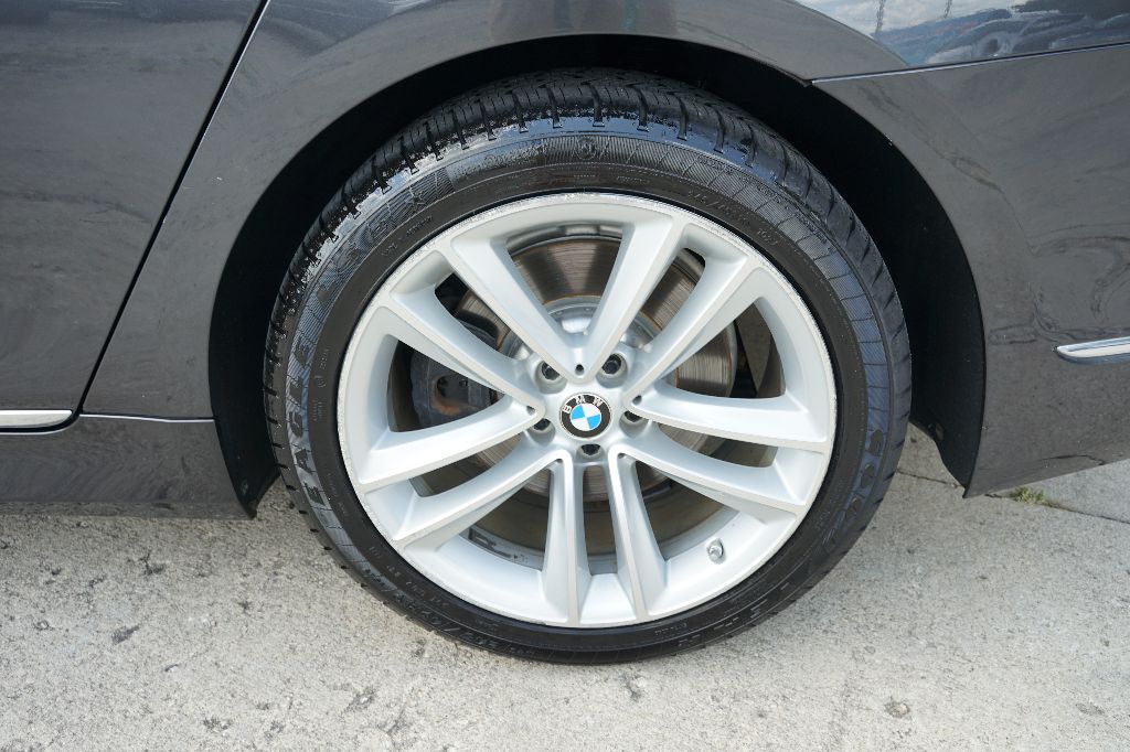2016 BMW 750i - $19,995