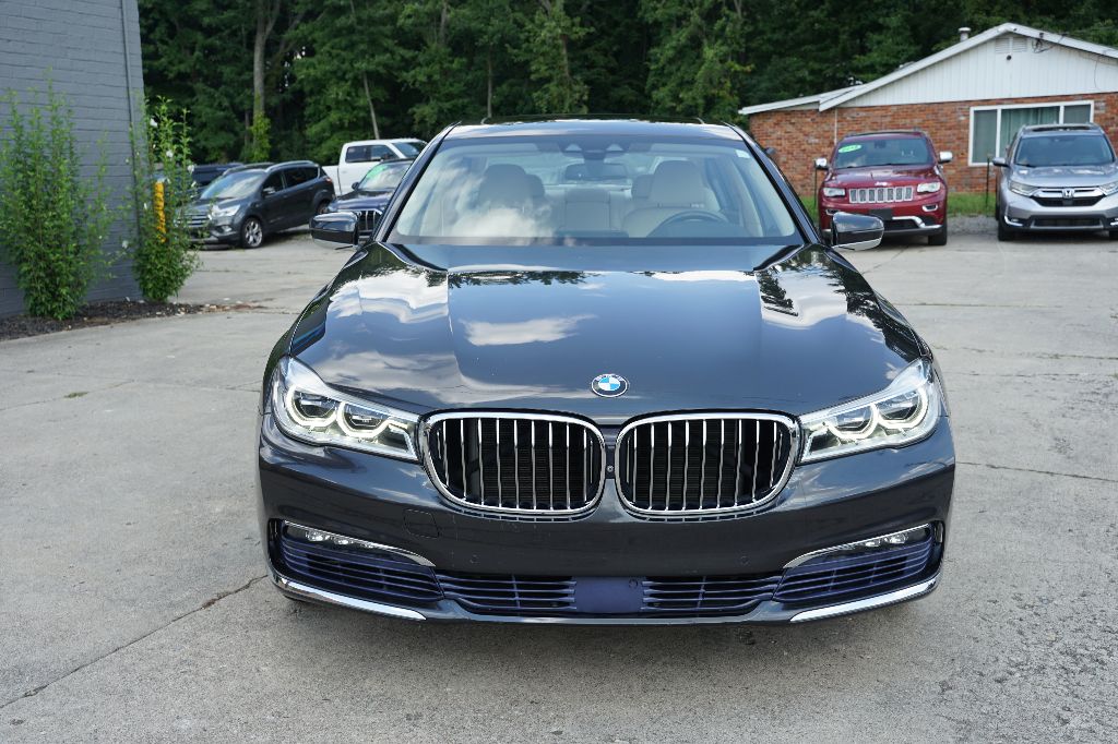 2016 BMW 750i - $19,995