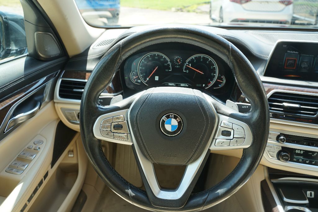 2016 BMW 750i - $19,995