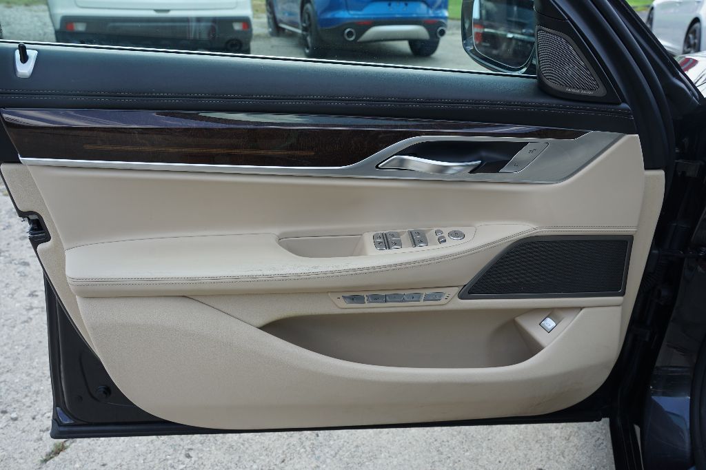 2016 BMW 750i - $19,995