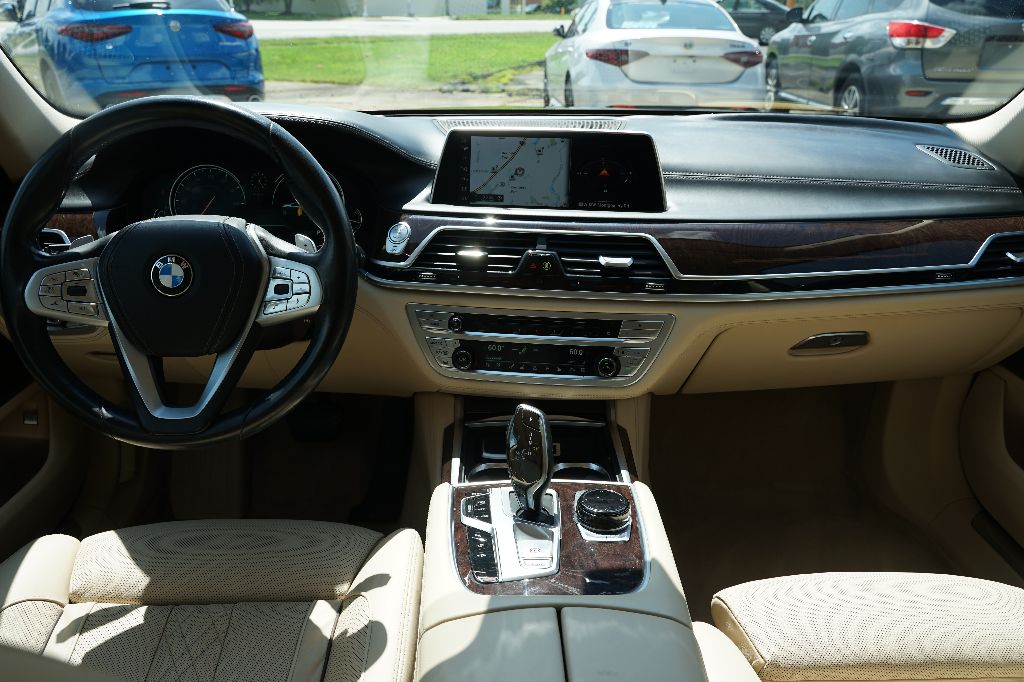 2016 BMW 750i - $19,995