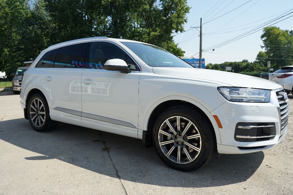 2017 Audi Q7 - $16,995