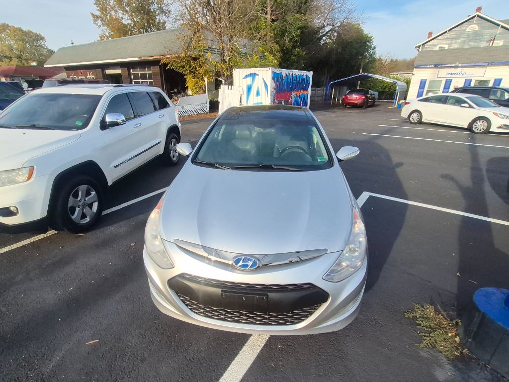 2012 Hyundai Sonata - $7,300