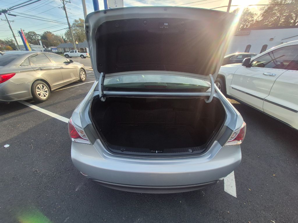 2012 Hyundai Sonata - $7,300