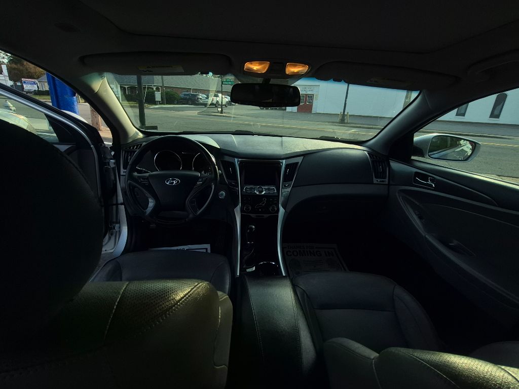 2012 Hyundai Sonata - $7,300