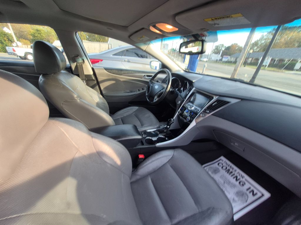 2012 Hyundai Sonata - $7,300