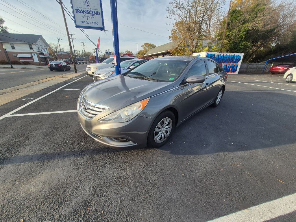 2012 Hyundai Sonata - $7,800
