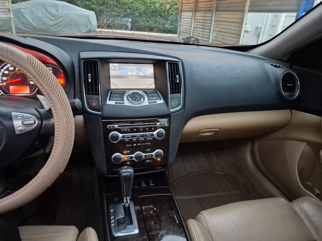 2009 Nissan Maxima
