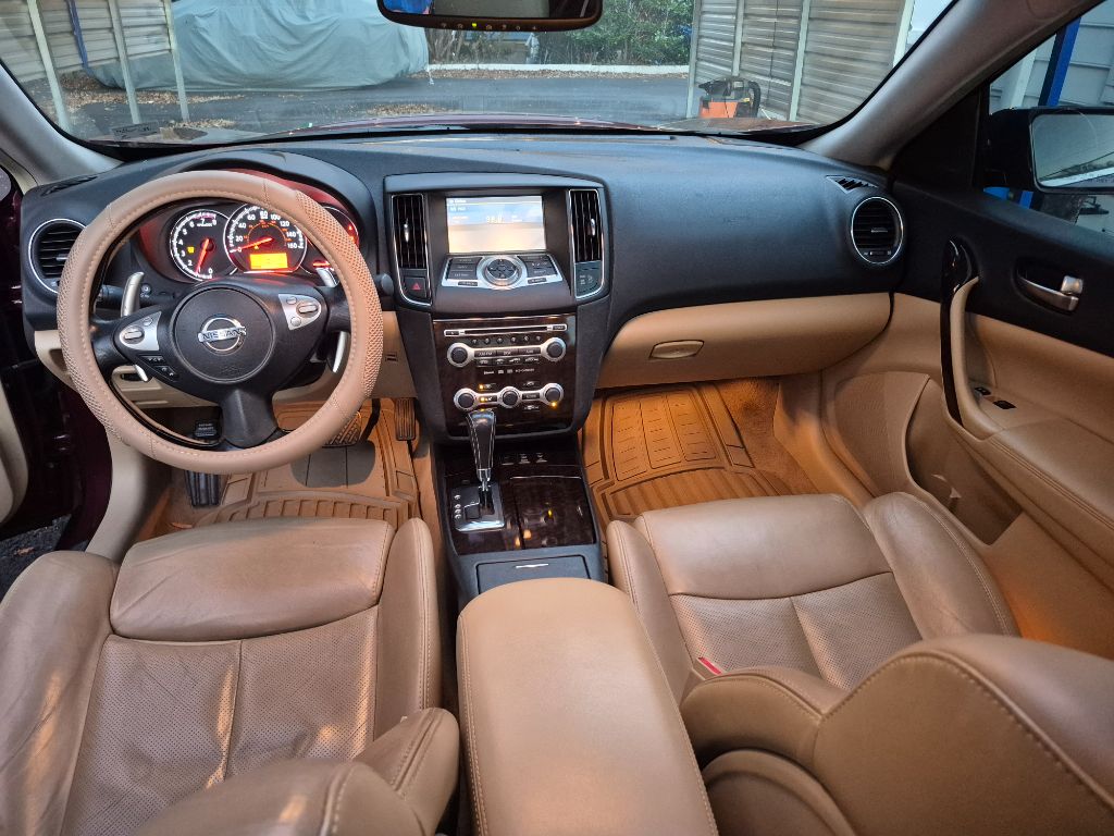 2009 Nissan Maxima