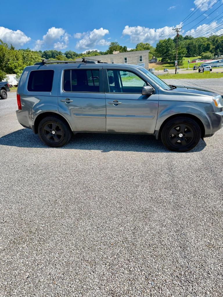 2011 Honda Pilot - $5,500