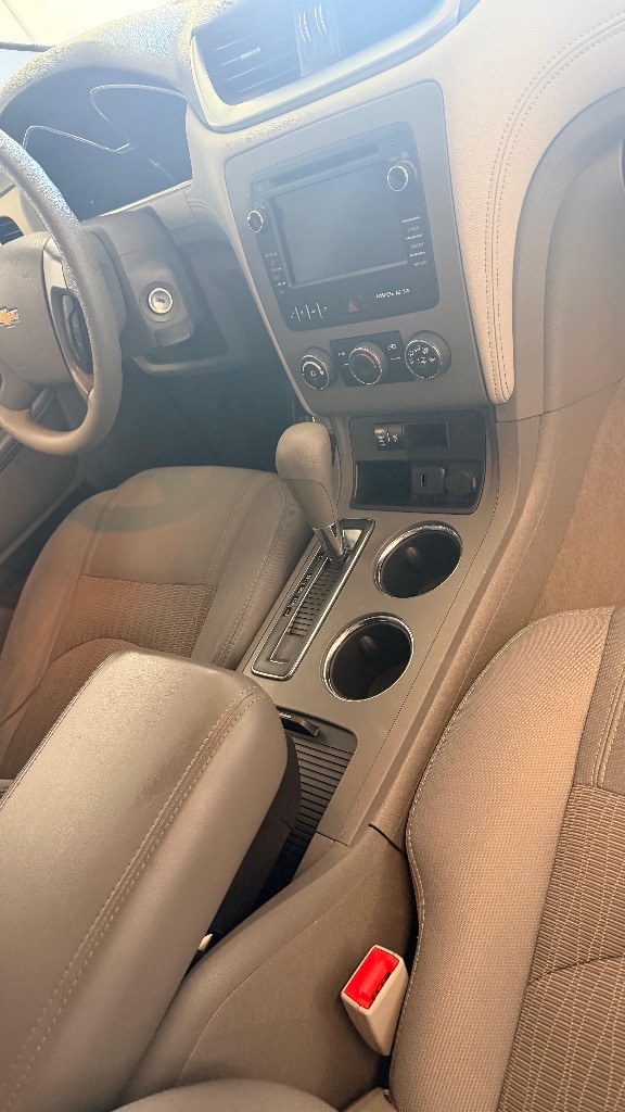 2015 Chevrolet Traverse - $8,000