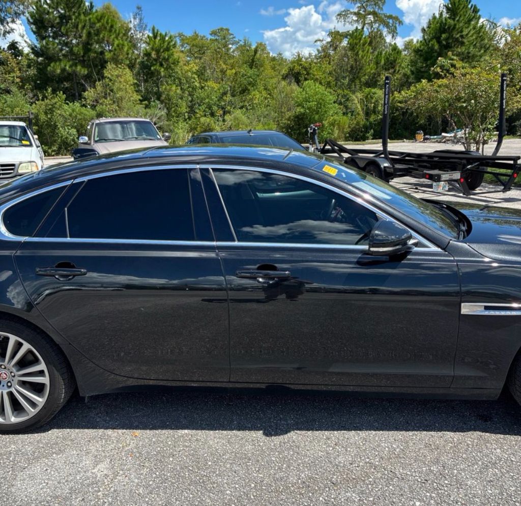 2020 Jaguar XF