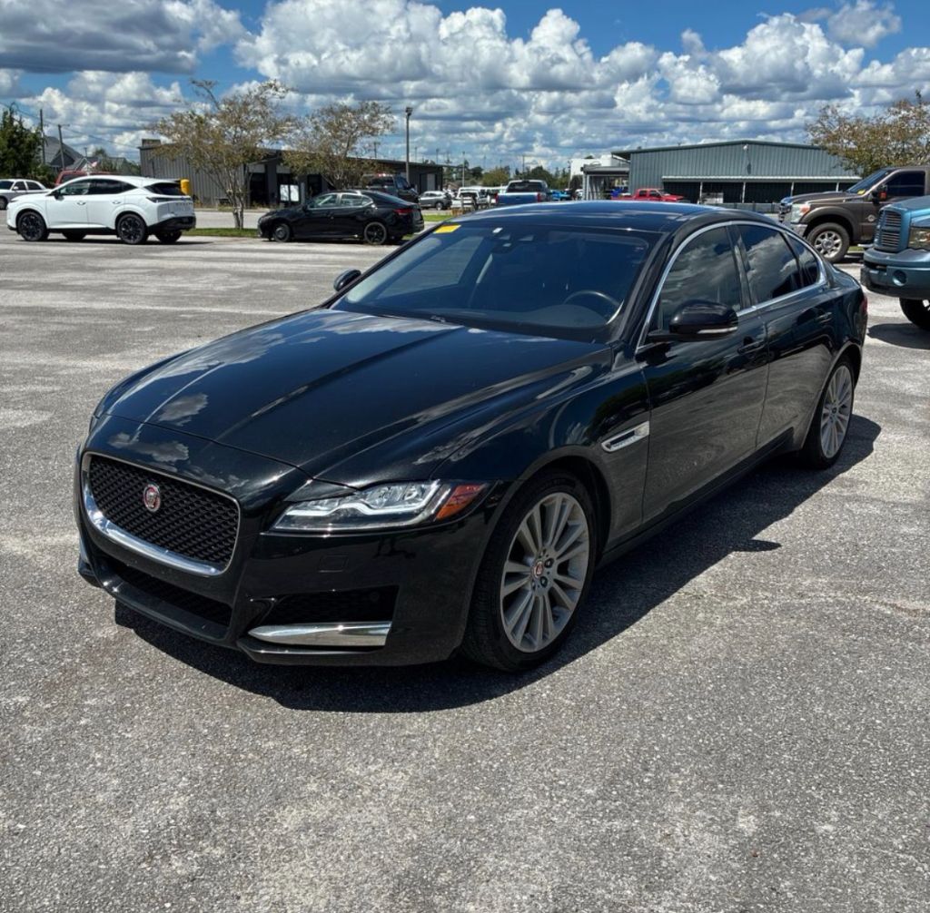 2020 Jaguar XF