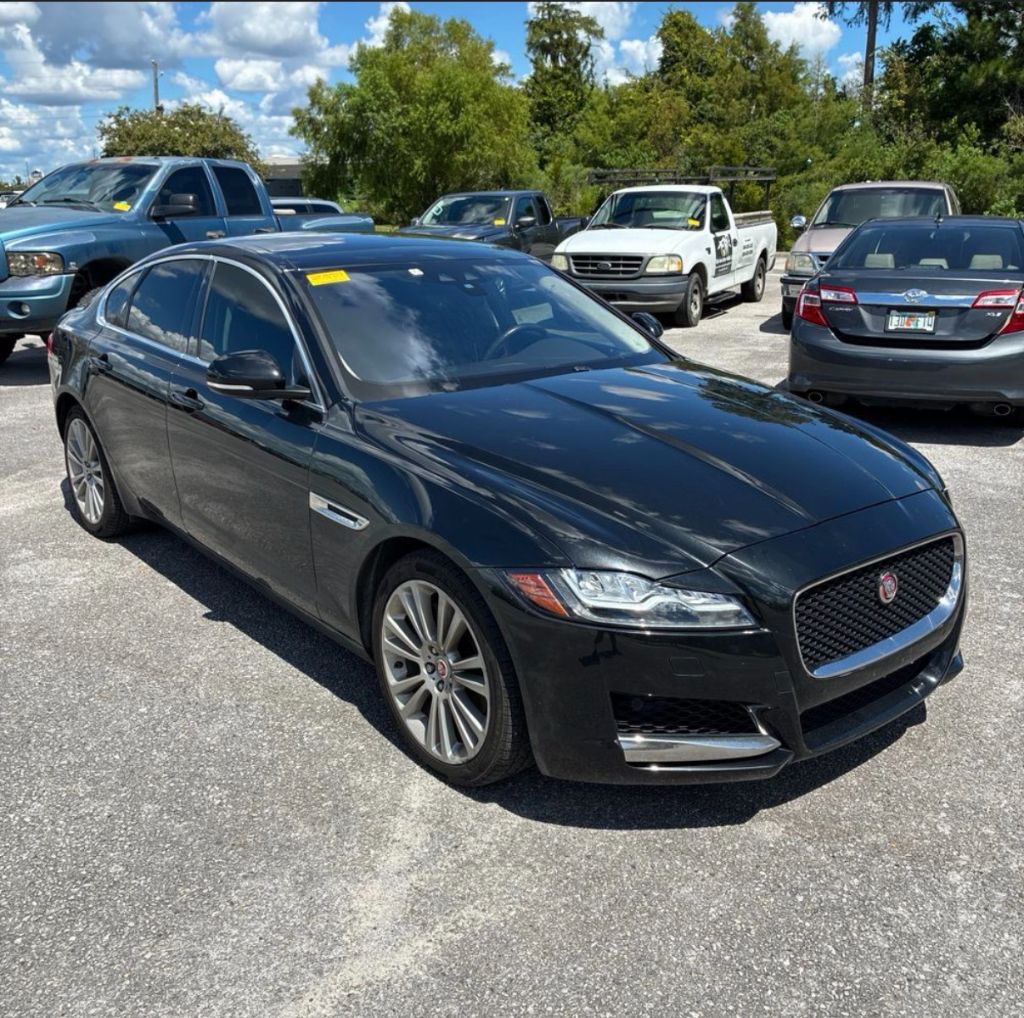 2020 Jaguar XF