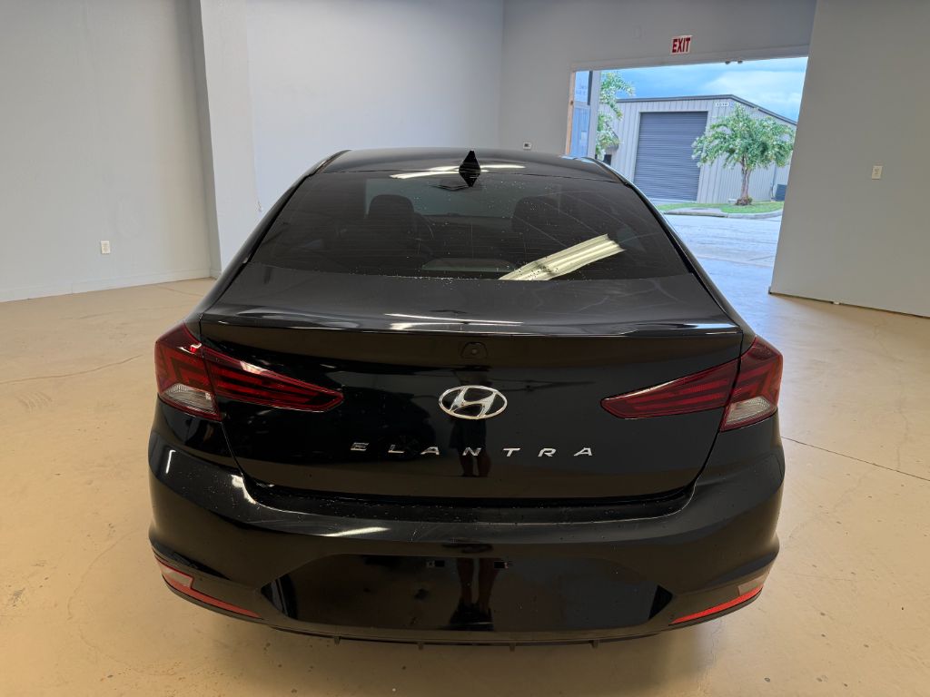 2020 Hyundai Elantra - $11,900