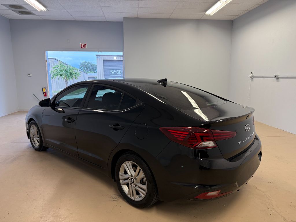 2020 Hyundai Elantra - $11,900