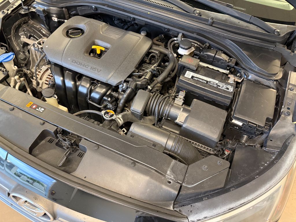 2020 Hyundai Elantra - $11,900