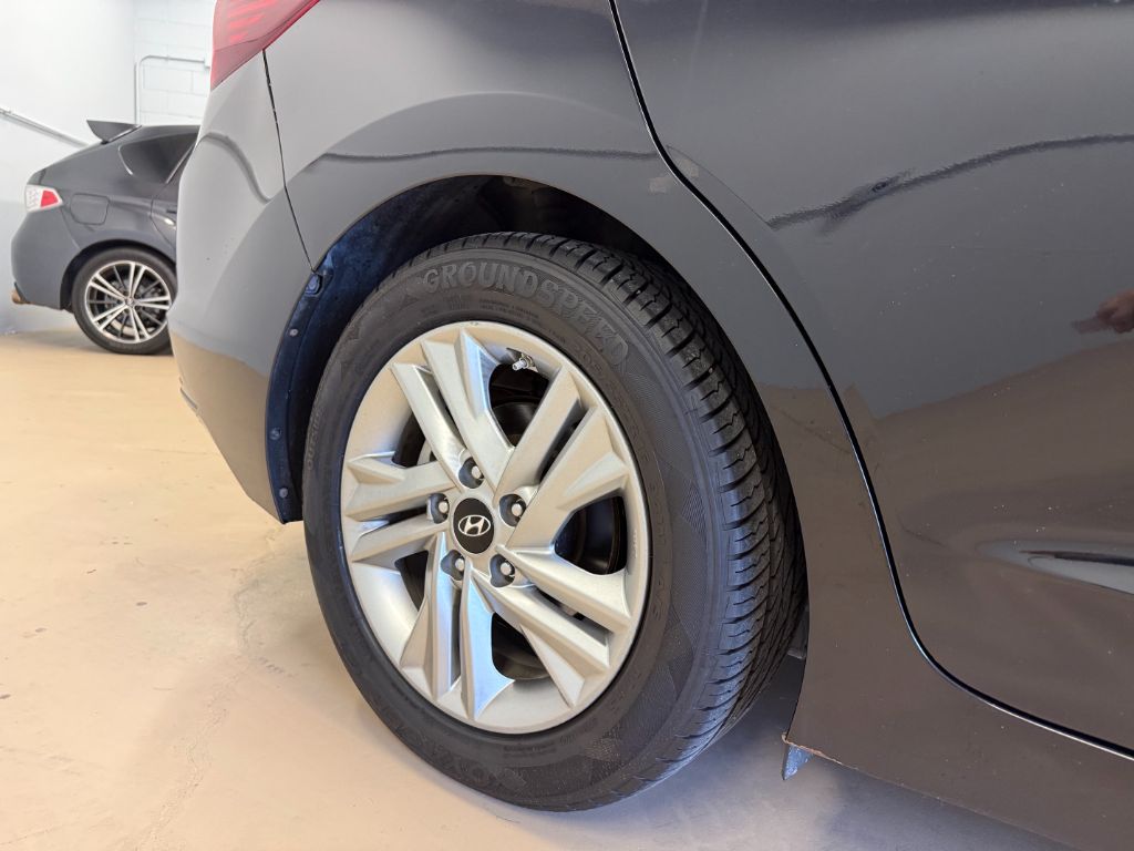 2020 Hyundai Elantra - $11,900