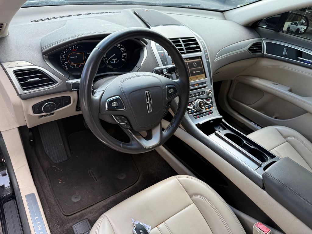 2017 Lincoln MKZ - $11,000
