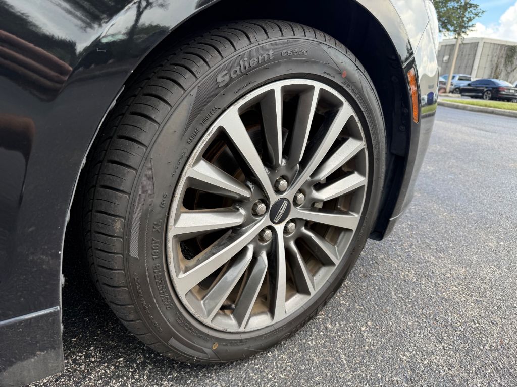 2017 Lincoln MKZ - $11,000