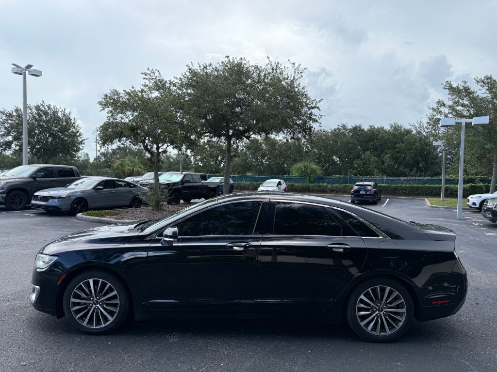 2017 Lincoln MKZ - $11,000