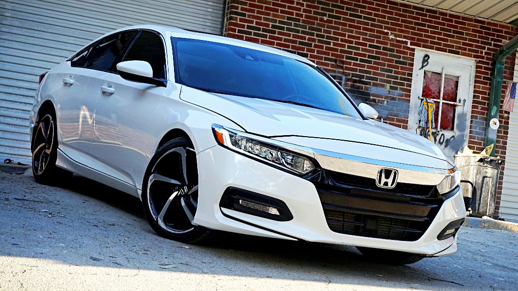 2018 Honda Accord - $11,999